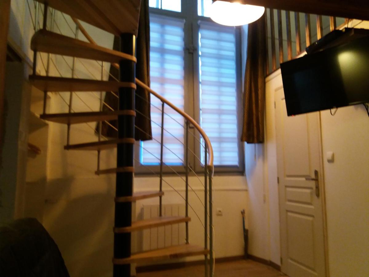 Studio La Nuit Au Coeur De Ville 利慕 外观 照片